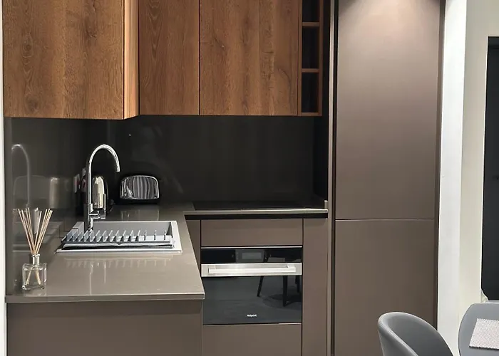 Mercury Tower By Dahlia شقة *