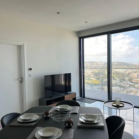 Mercury Tower By Dahlia San Ġiljan