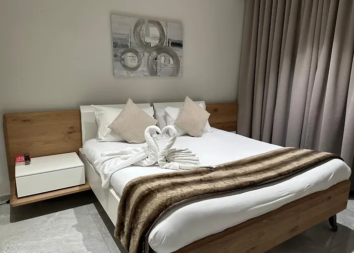 Mercury Tower By Dahlia