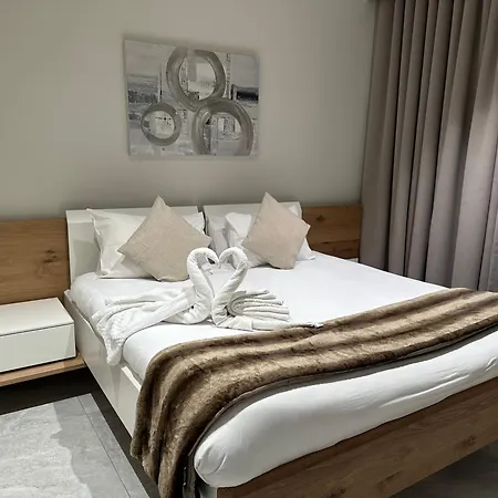 Mercury Tower By Dahlia